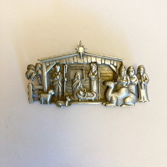 JJ Jonette Silver Pewter Nativity Scene Christmas Brooch Pin with Stone Star - Picture 1 of 5